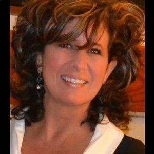 Meet your Posher, Peggy